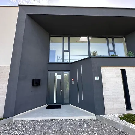 Appartement Seabay B1 *
